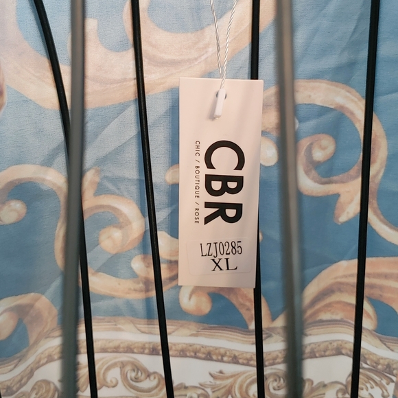 CBR Chic/Boutique/Rose Iconic Weekend Shirt - Picture 5 of 6